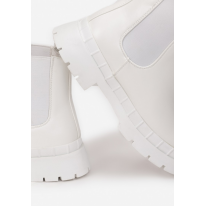 7782-71-white