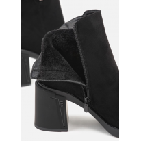 T83632-38-black