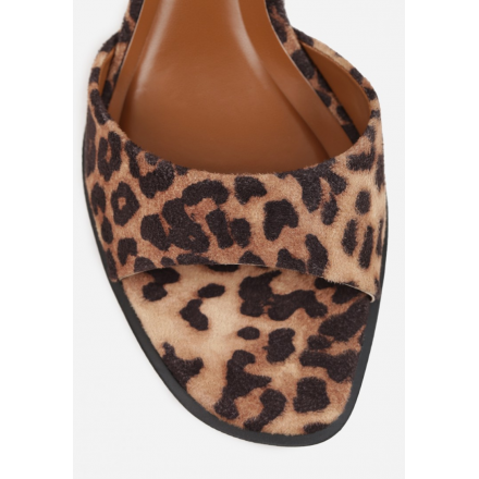 Q7235-473-leopard