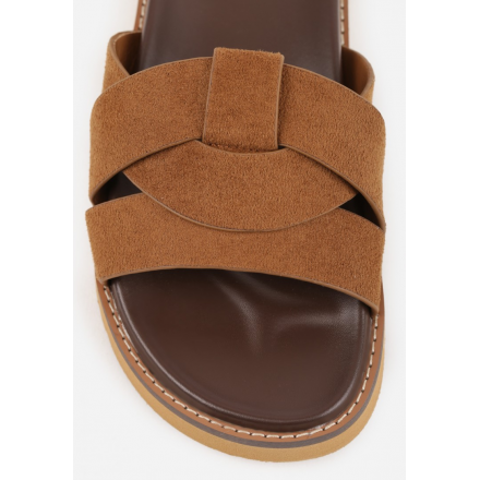 Q7205-68-camel