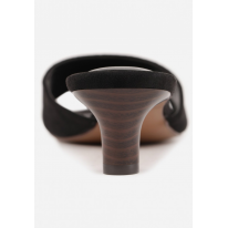 Q7170-38-black