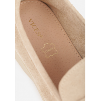 Q7147-42-beige