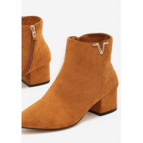 Camel Boots on a low post 8525-68-camel
