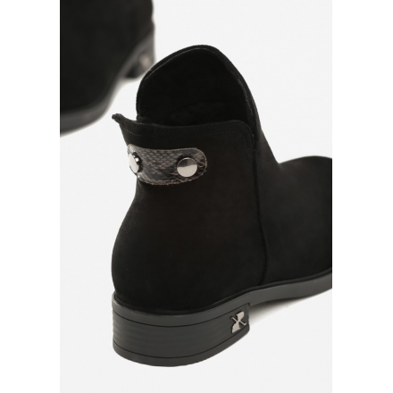 Black flat boots 8521-38-black