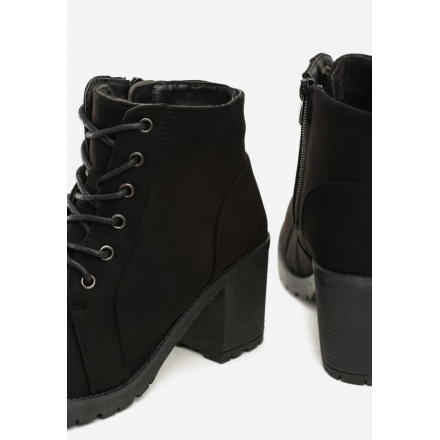 Black Women's boots on the post T131-38-black