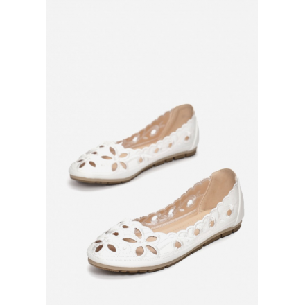 Openwork women's ballerinas. With a round toe. Made of eco-leather. 3346-71-white